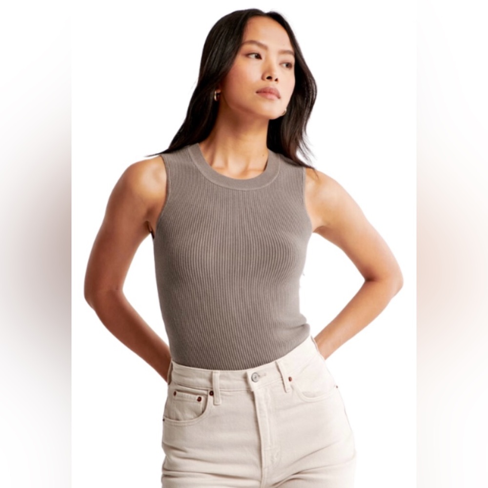 NWOT Abercrombie Ottoman Crewneck Knit Tank